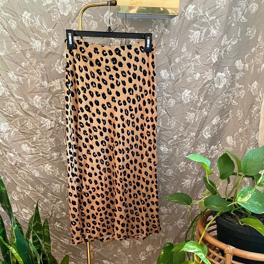 Leopard Print Midi Skirt